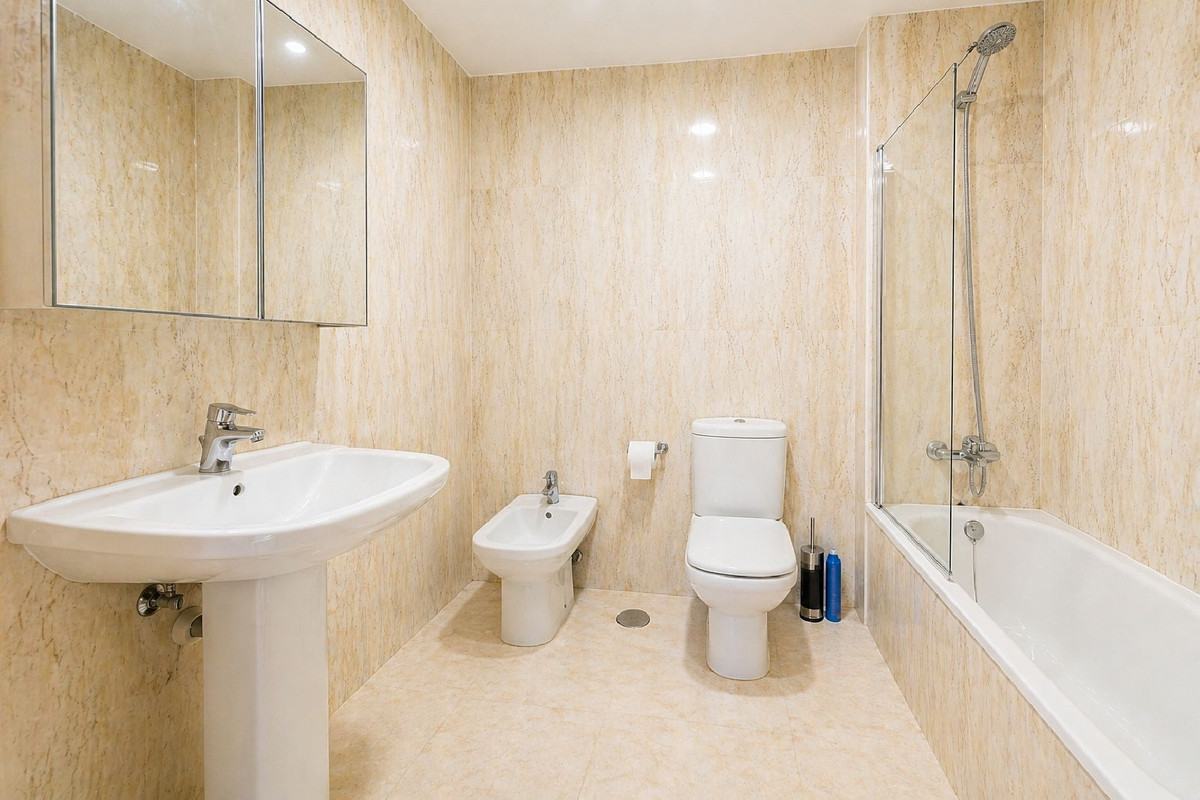 Middle Floor Apartment bilde 18