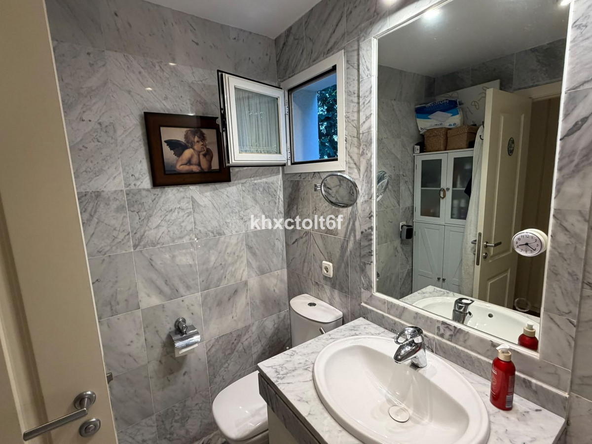 Middle Floor Apartment bilde 12