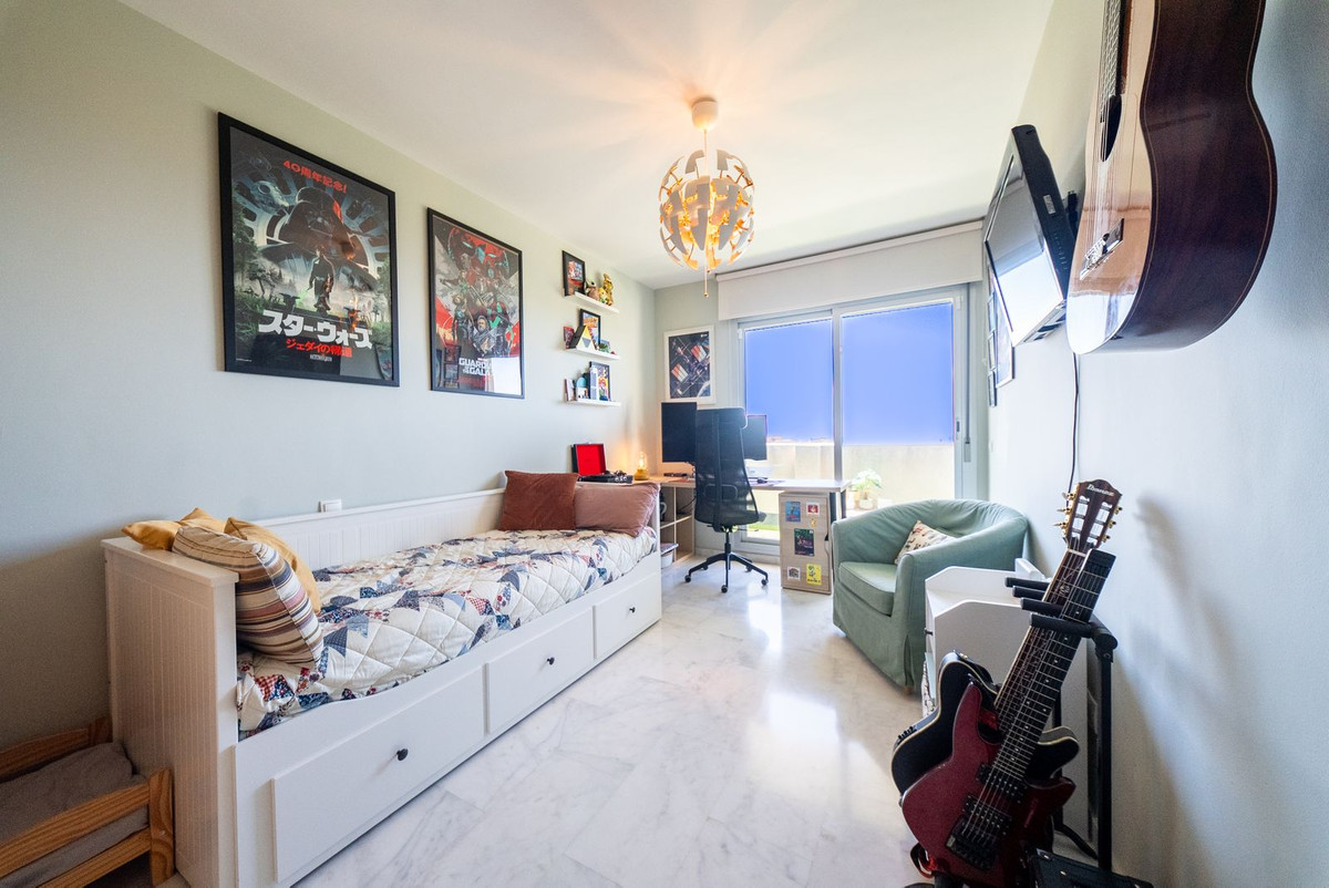 Middle Floor Apartment bilde 15