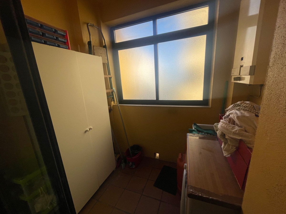 Middle Floor Apartment bilde 8
