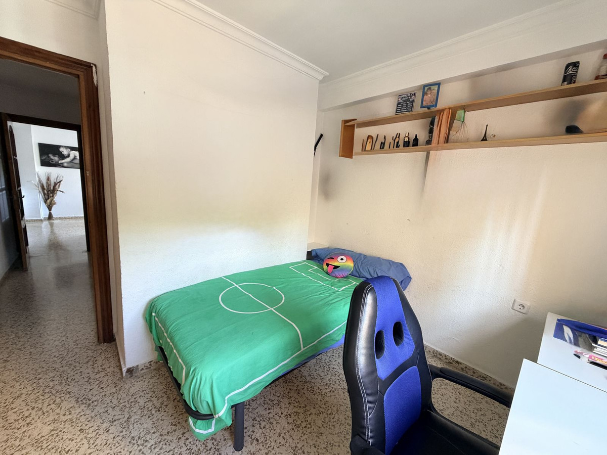 Middle Floor Apartment bilde 14