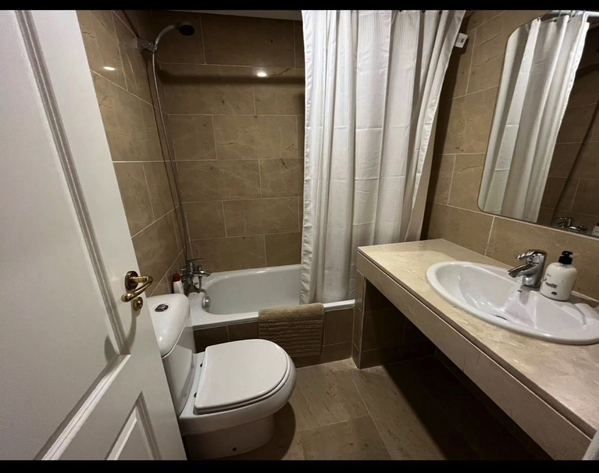 Middle Floor Apartment bilde 8