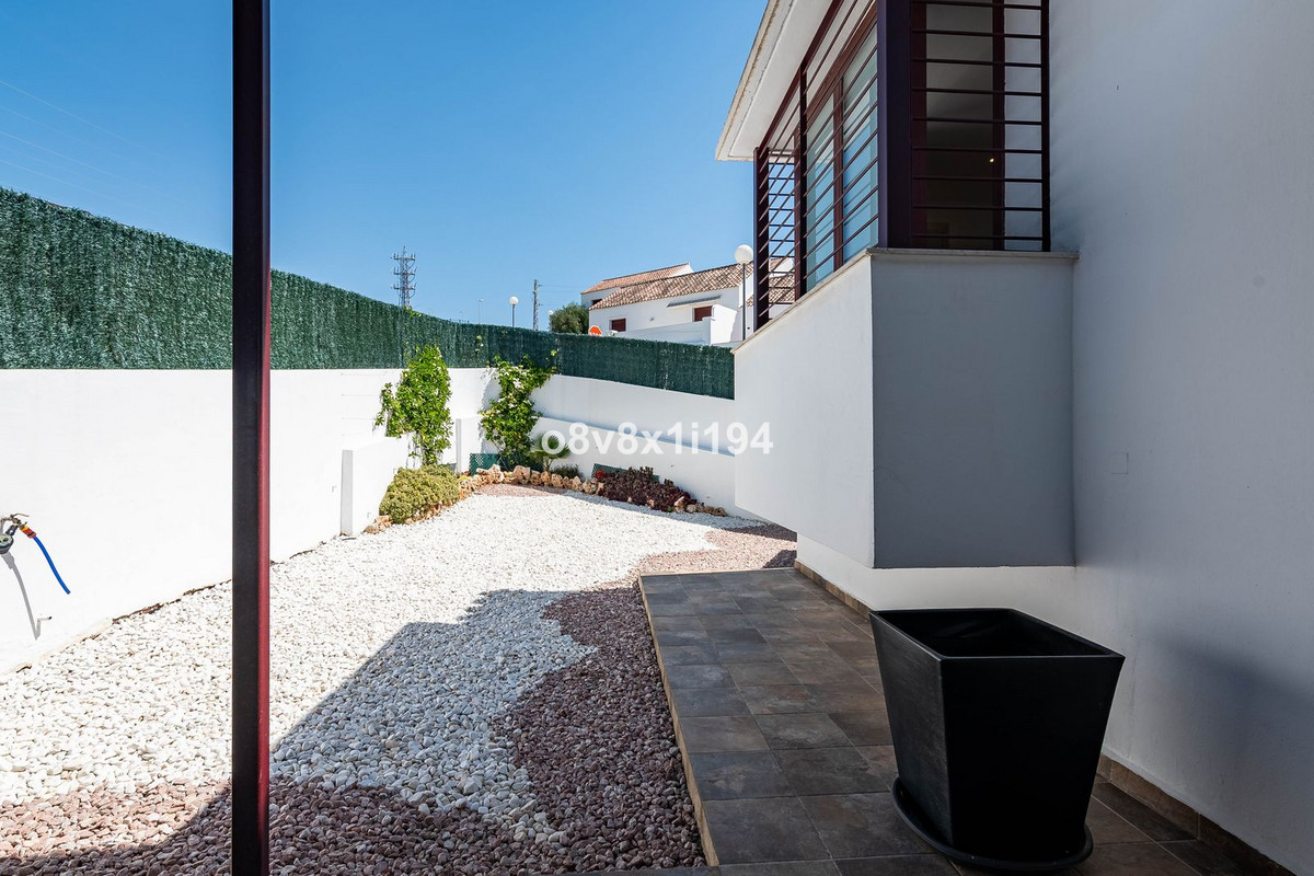 Semi-Detached House bilde 19