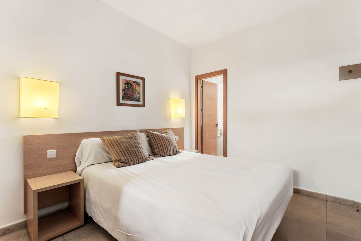 Middle Floor Apartment bilde 11