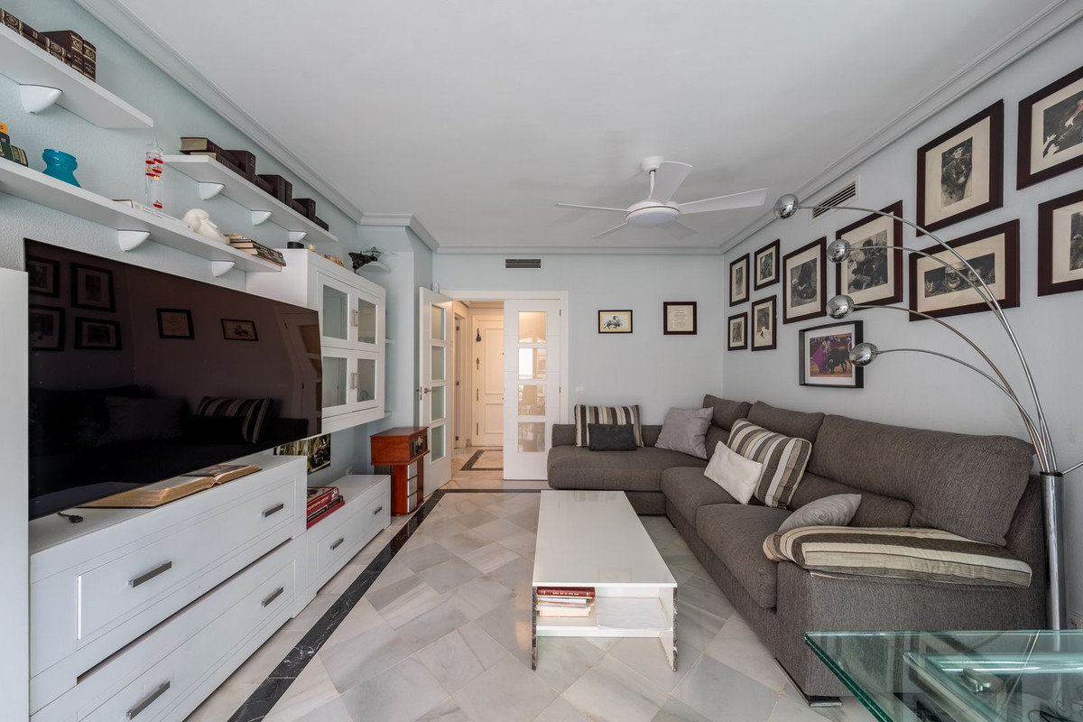 Middle Floor Apartment bilde 4
