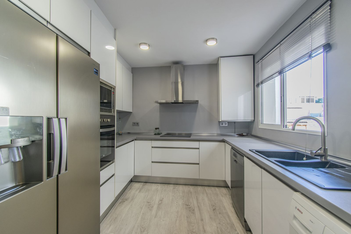 Middle Floor Apartment bilde 31