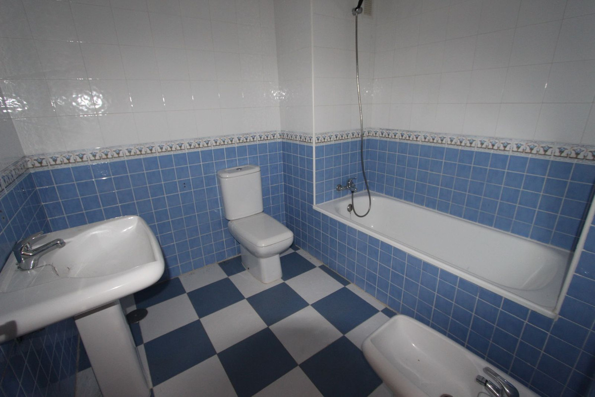 Middle Floor Apartment bilde 11
