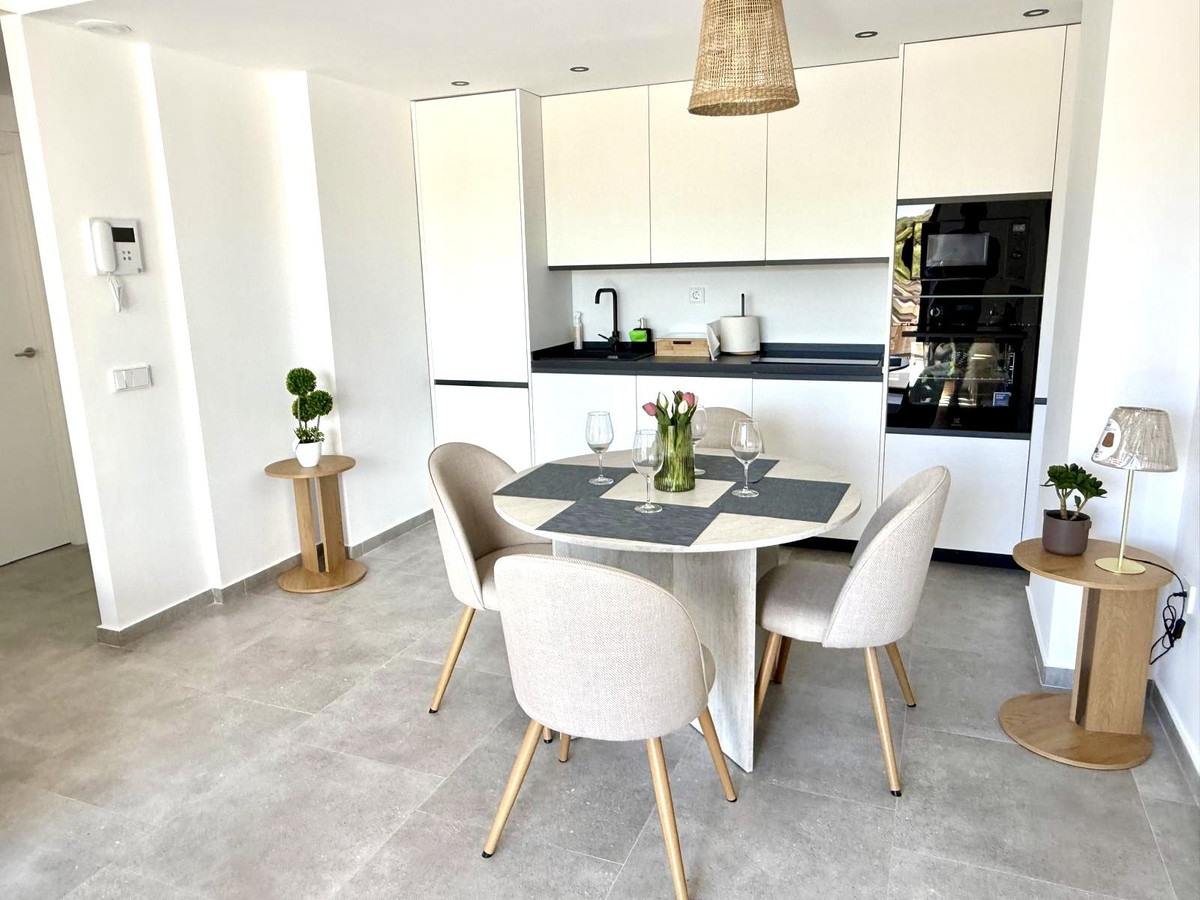 Middle Floor Apartment bilde 13