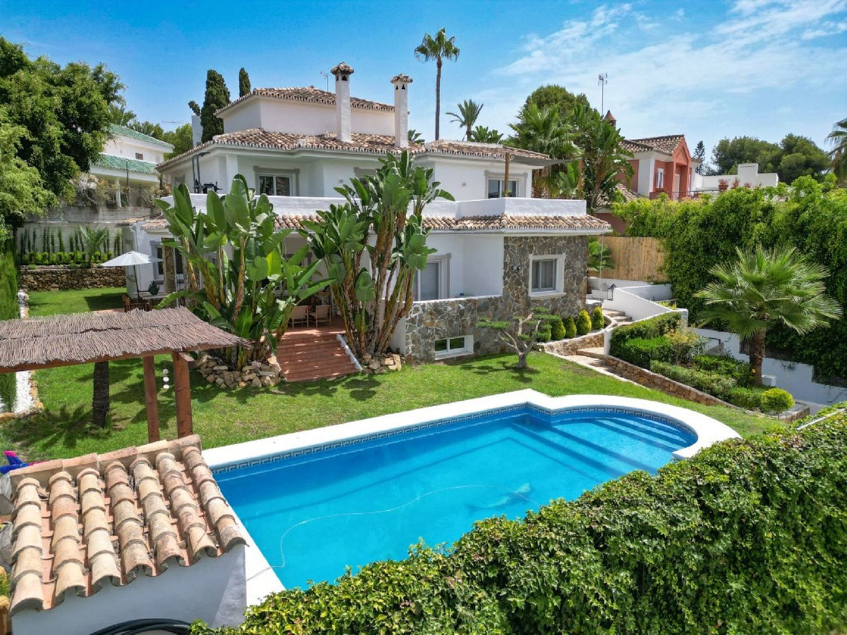 Detached Villa bilde 3