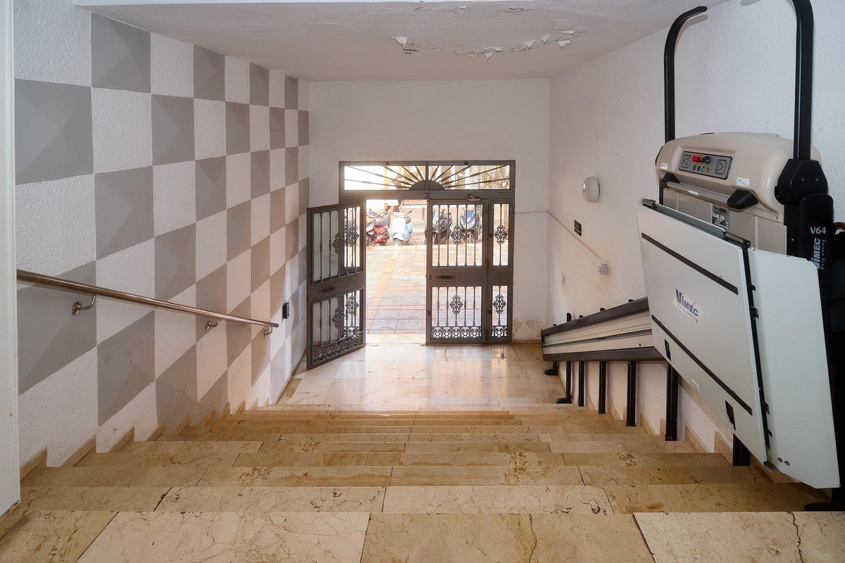 Middle Floor Apartment bilde 39