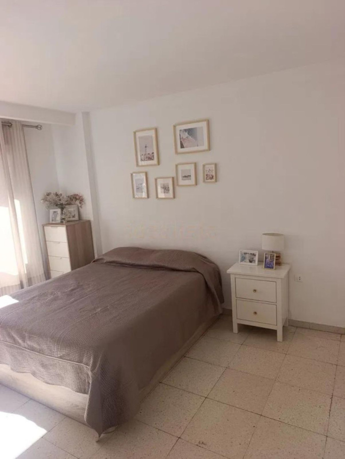 Middle Floor Apartment bilde 11