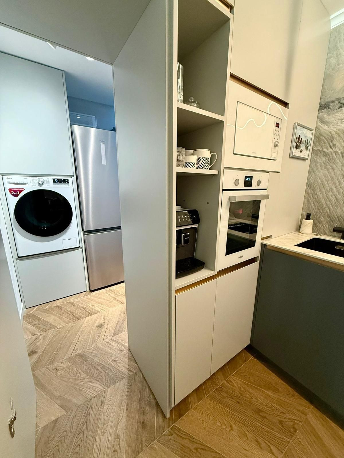 Middle Floor Apartment bilde 28