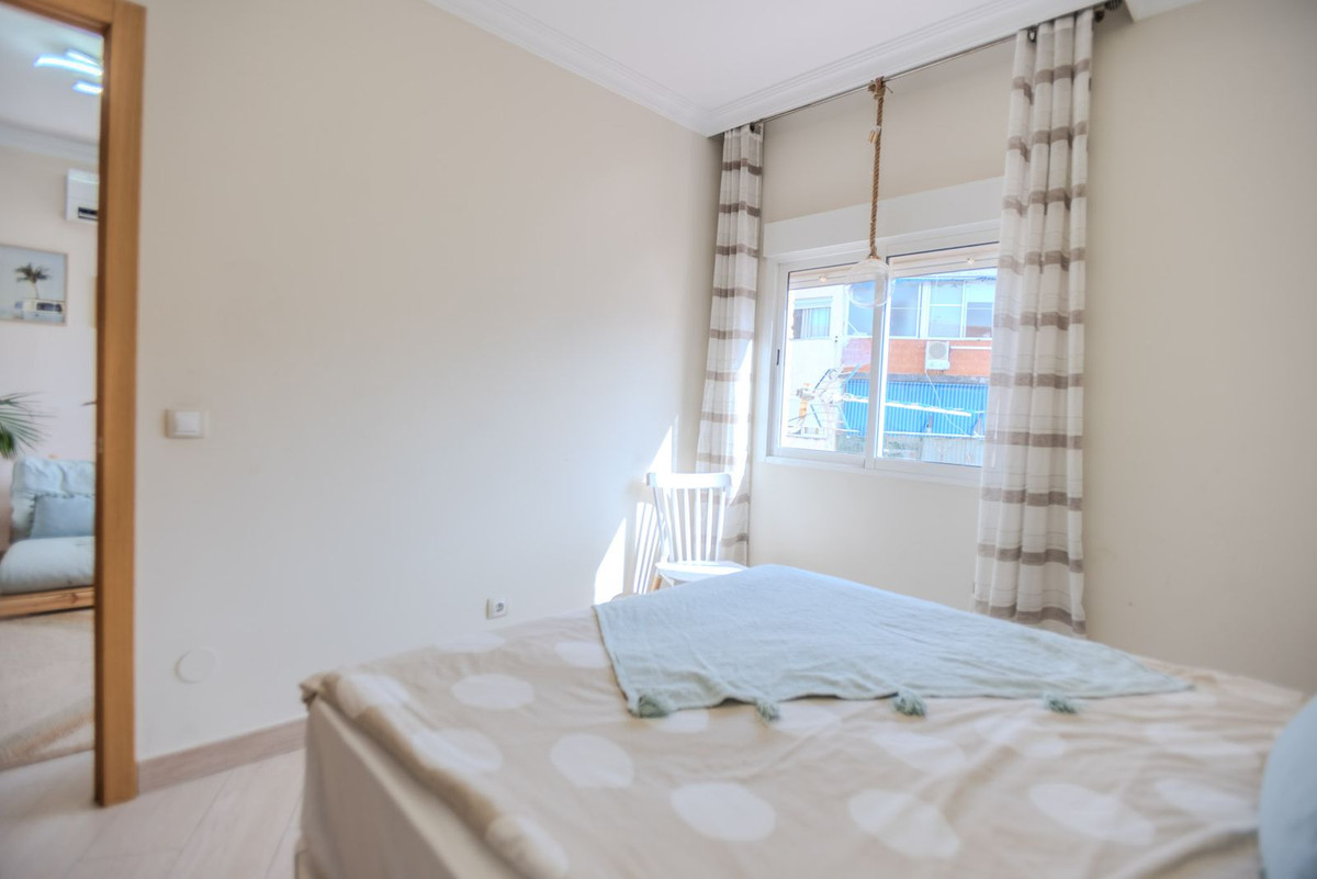 Middle Floor Apartment bilde 12
