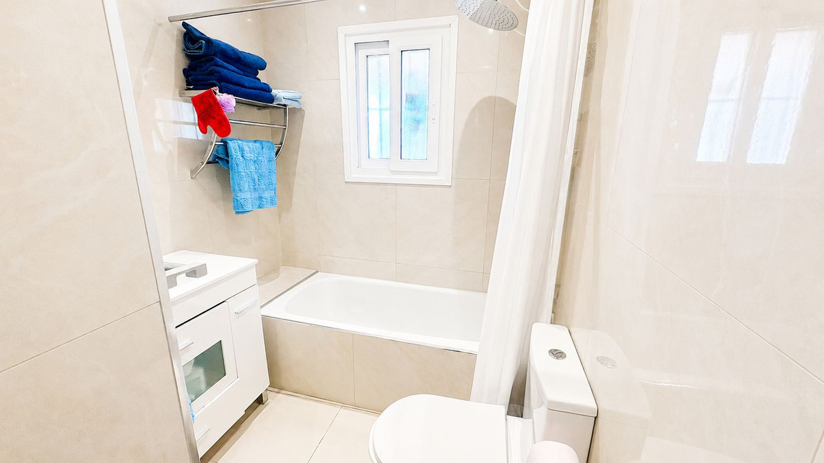 Middle Floor Apartment bilde 17