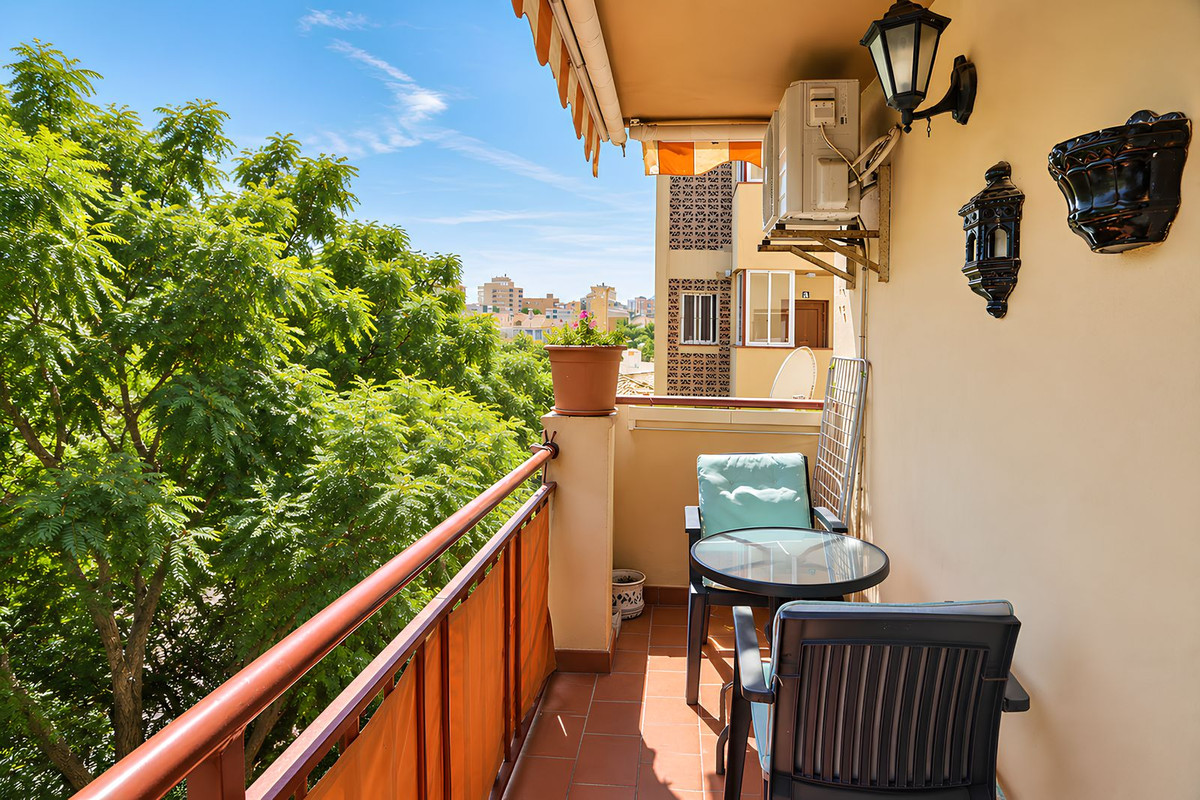 Middle Floor Apartment bilde 3