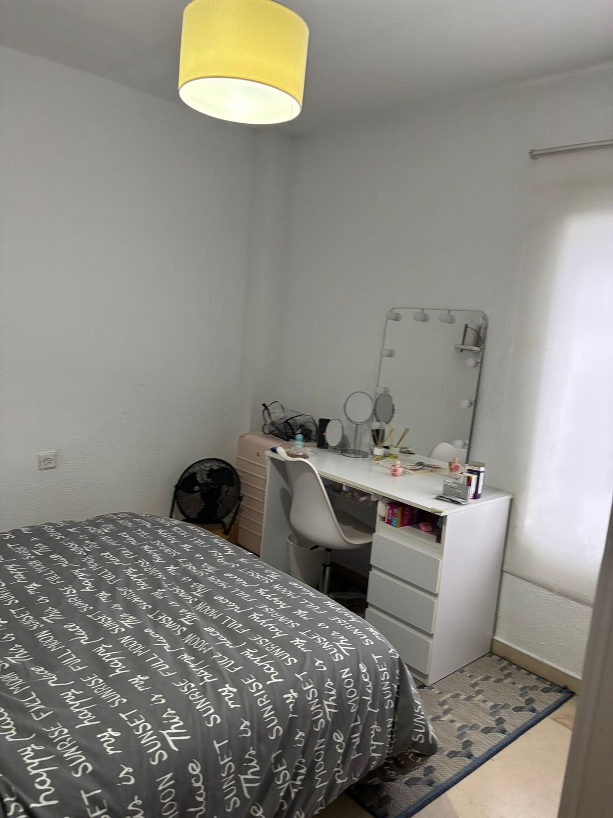 Middle Floor Apartment bilde 18