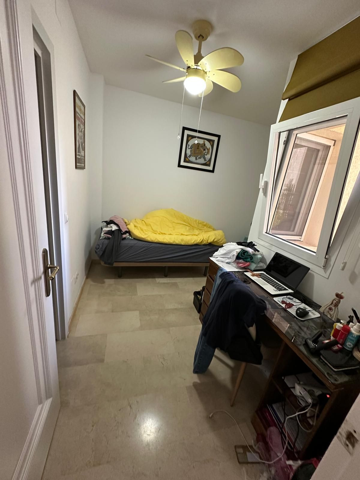 Middle Floor Apartment bilde 13