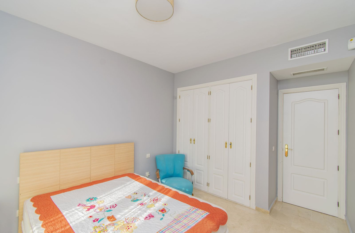 Middle Floor Apartment bilde 12