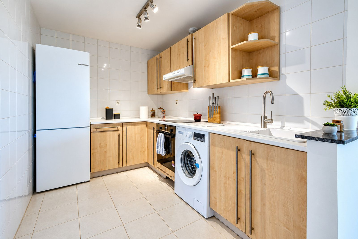 Middle Floor Apartment bilde 17