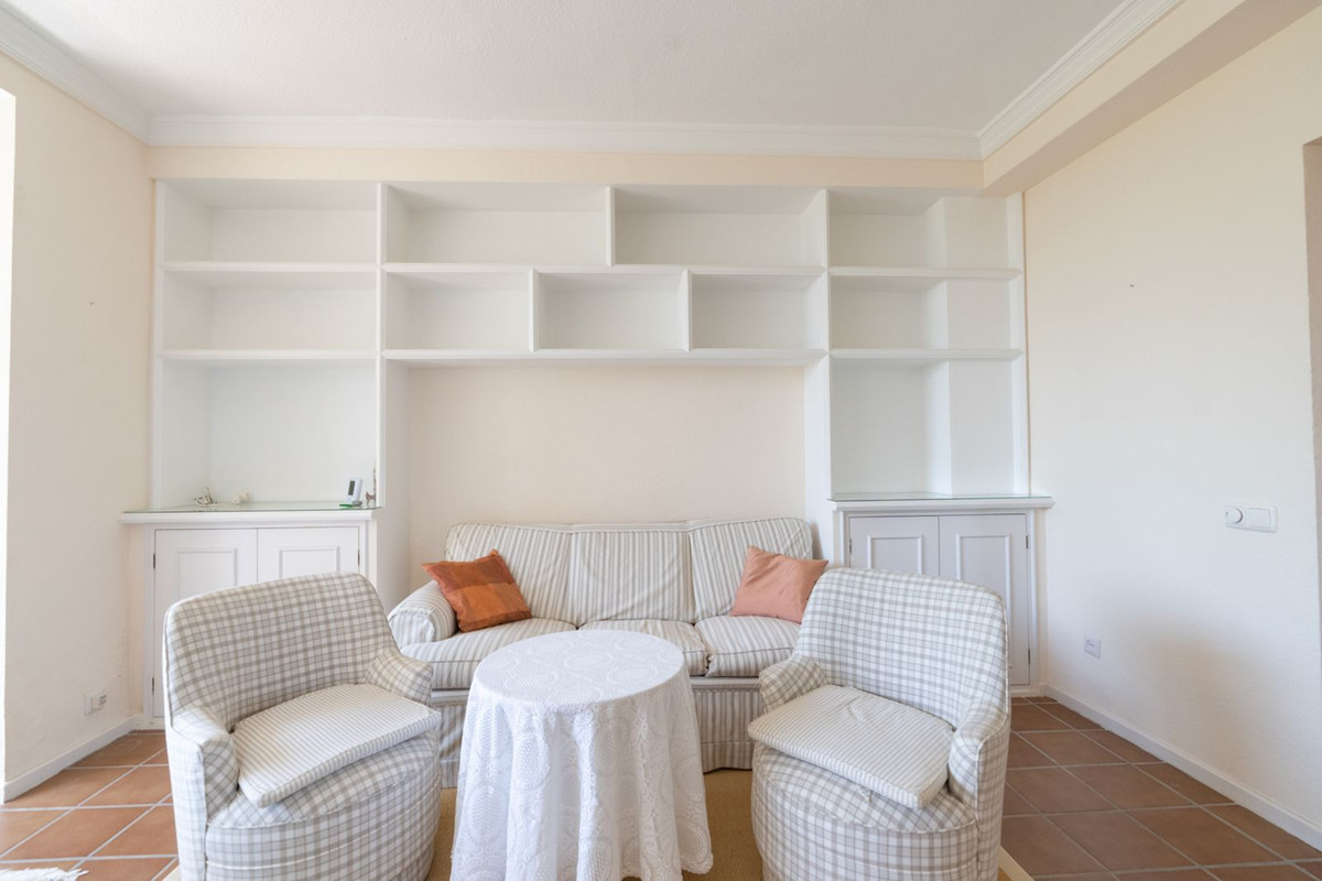 Middle Floor Apartment bilde 1