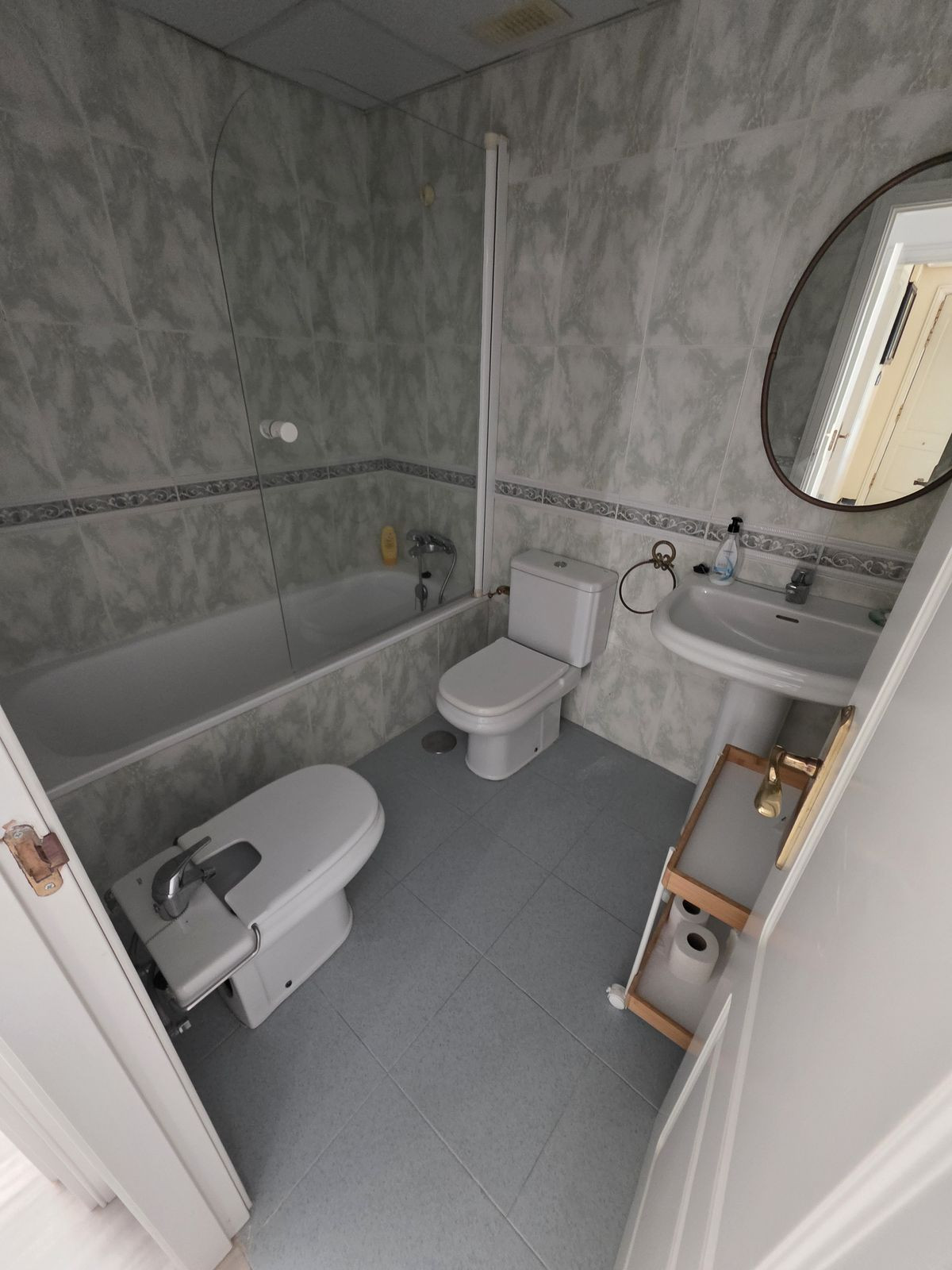 Middle Floor Apartment bilde 14