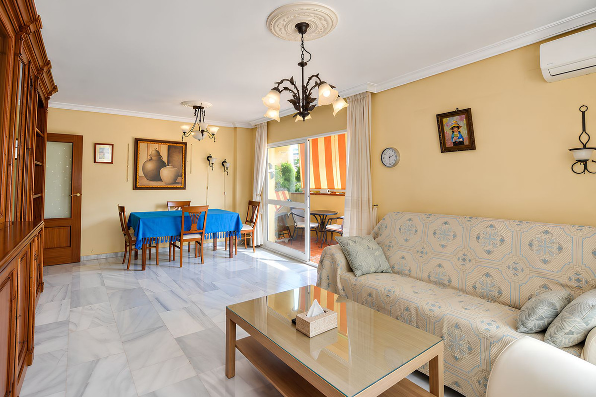 Middle Floor Apartment bilde 13
