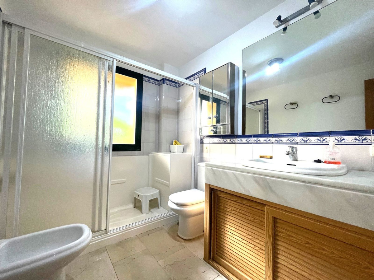 Middle Floor Apartment bilde 6