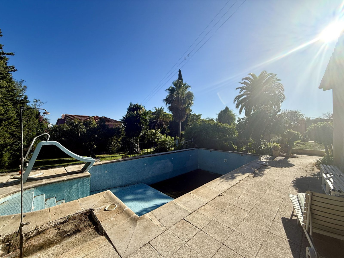 Detached Villa bilde 4