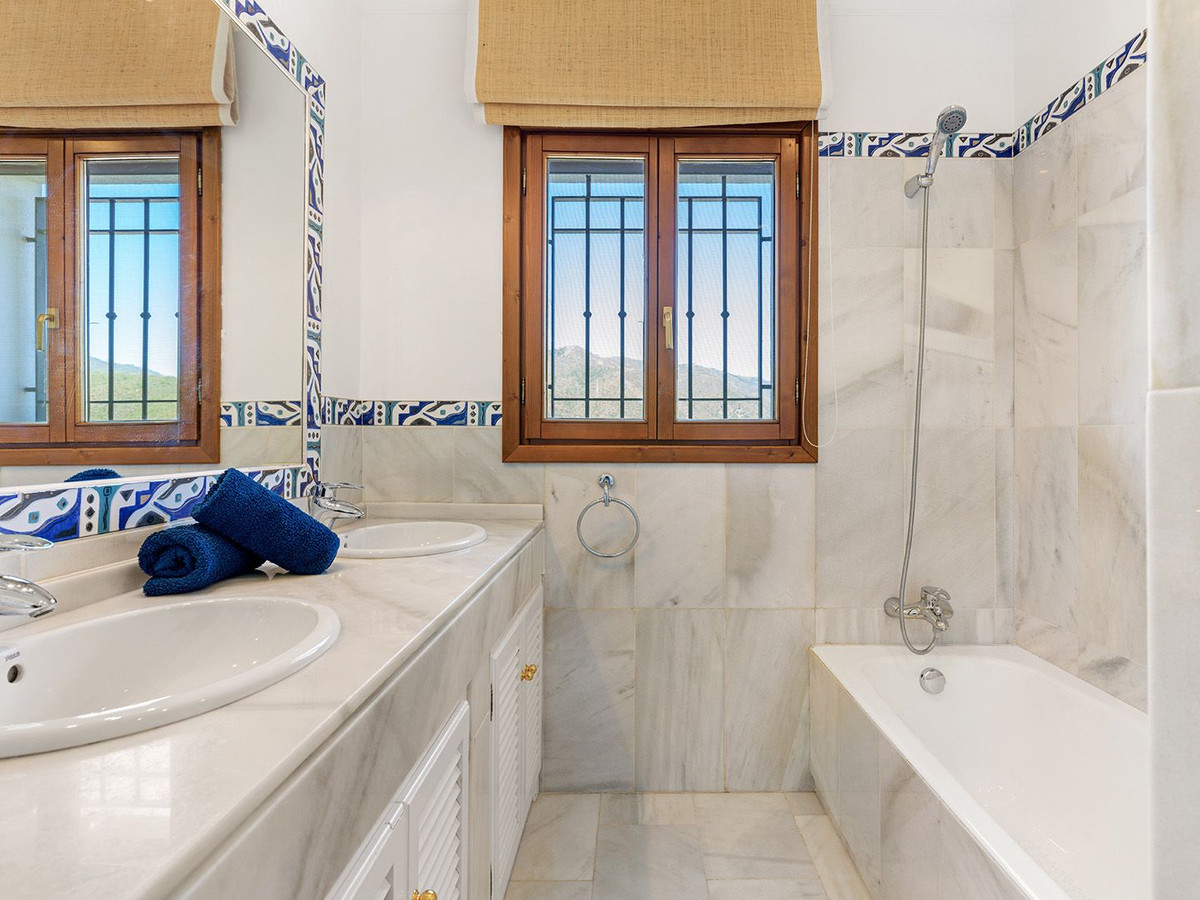 Detached Villa bilde 31