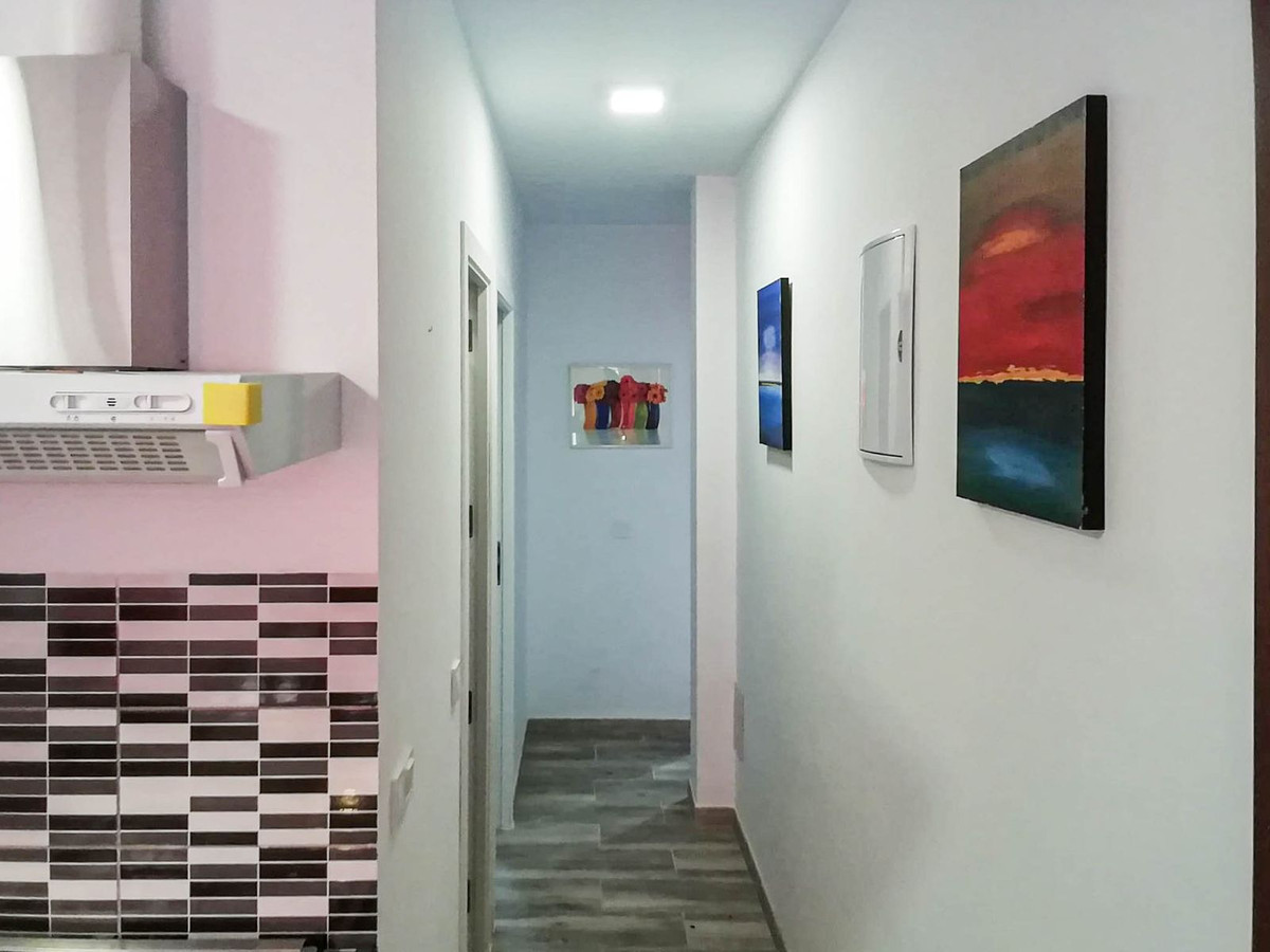 Middle Floor Apartment bilde 38