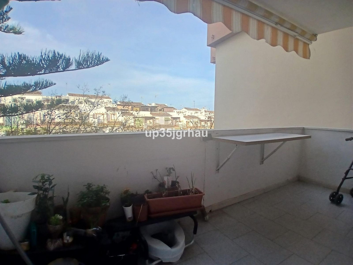 Middle Floor Apartment bilde 2