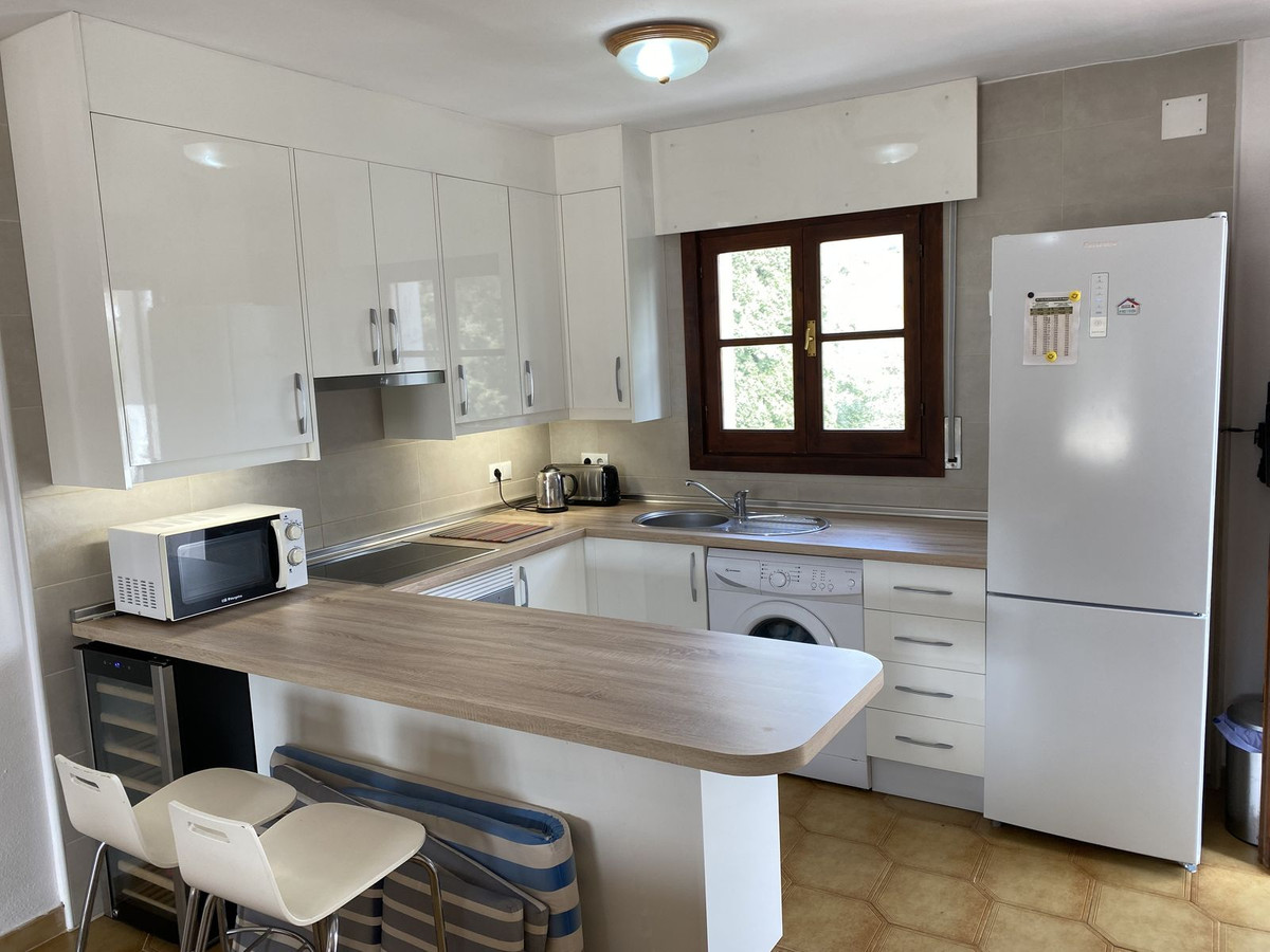 Middle Floor Apartment bilde 6