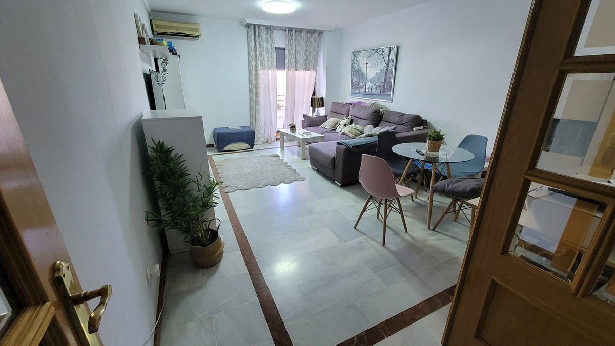 Middle Floor Apartment bilde 3