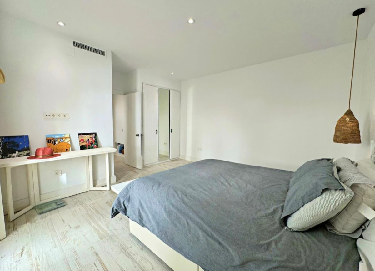 Middle Floor Apartment bilde 12
