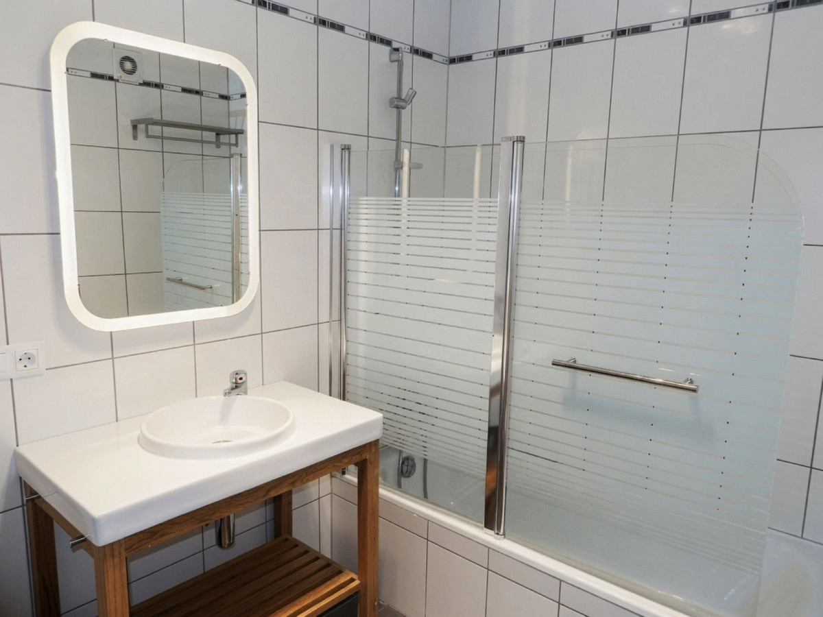 Middle Floor Apartment bilde 13
