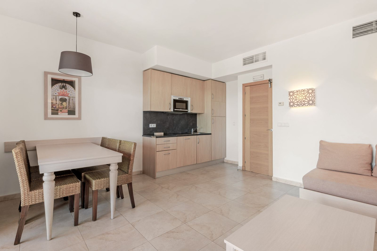 Middle Floor Apartment bilde 4