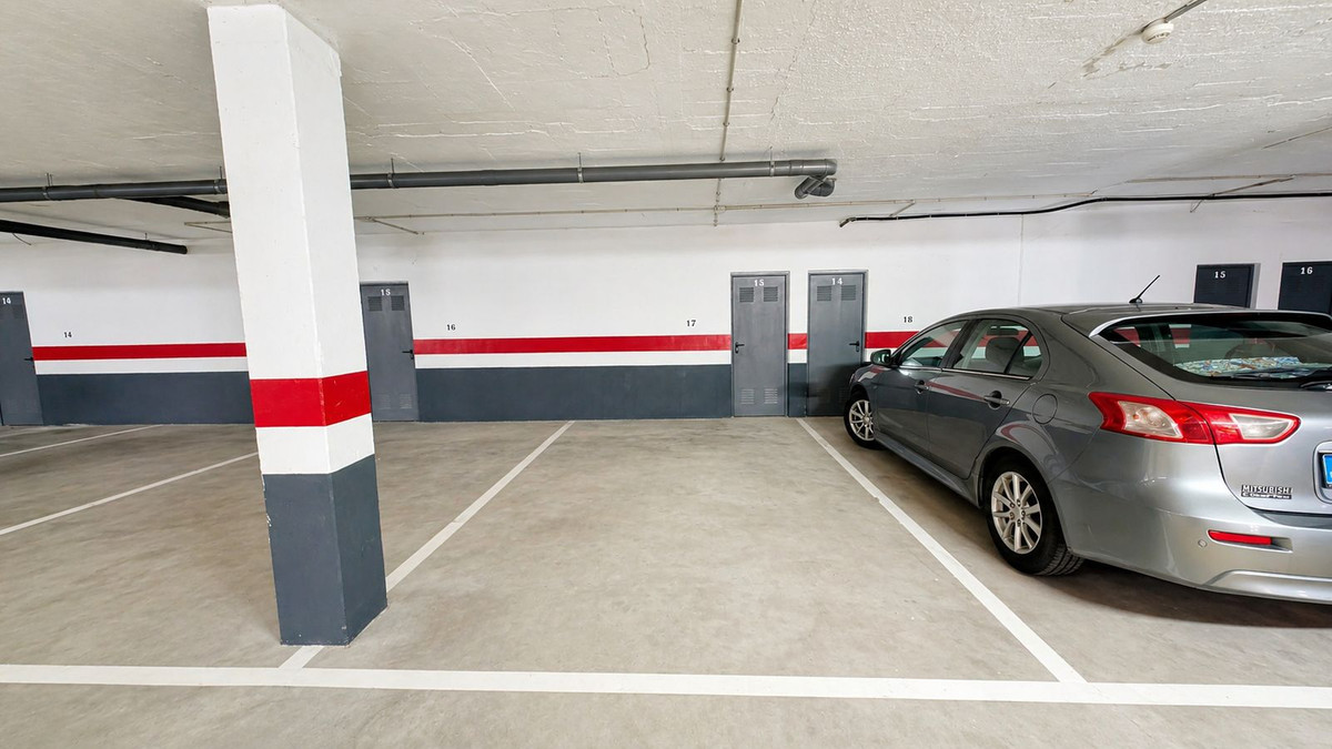 Middle Floor Apartment bilde 27