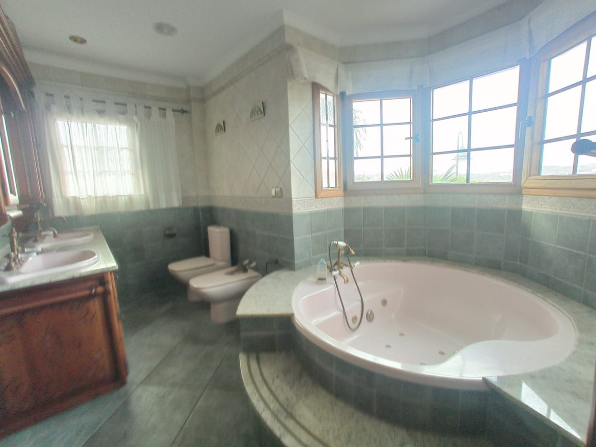Detached Villa bilde 32
