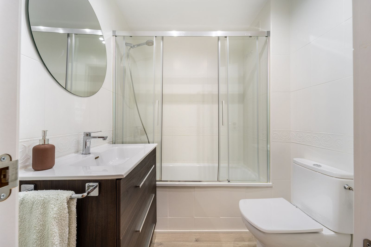 Middle Floor Apartment bilde 27