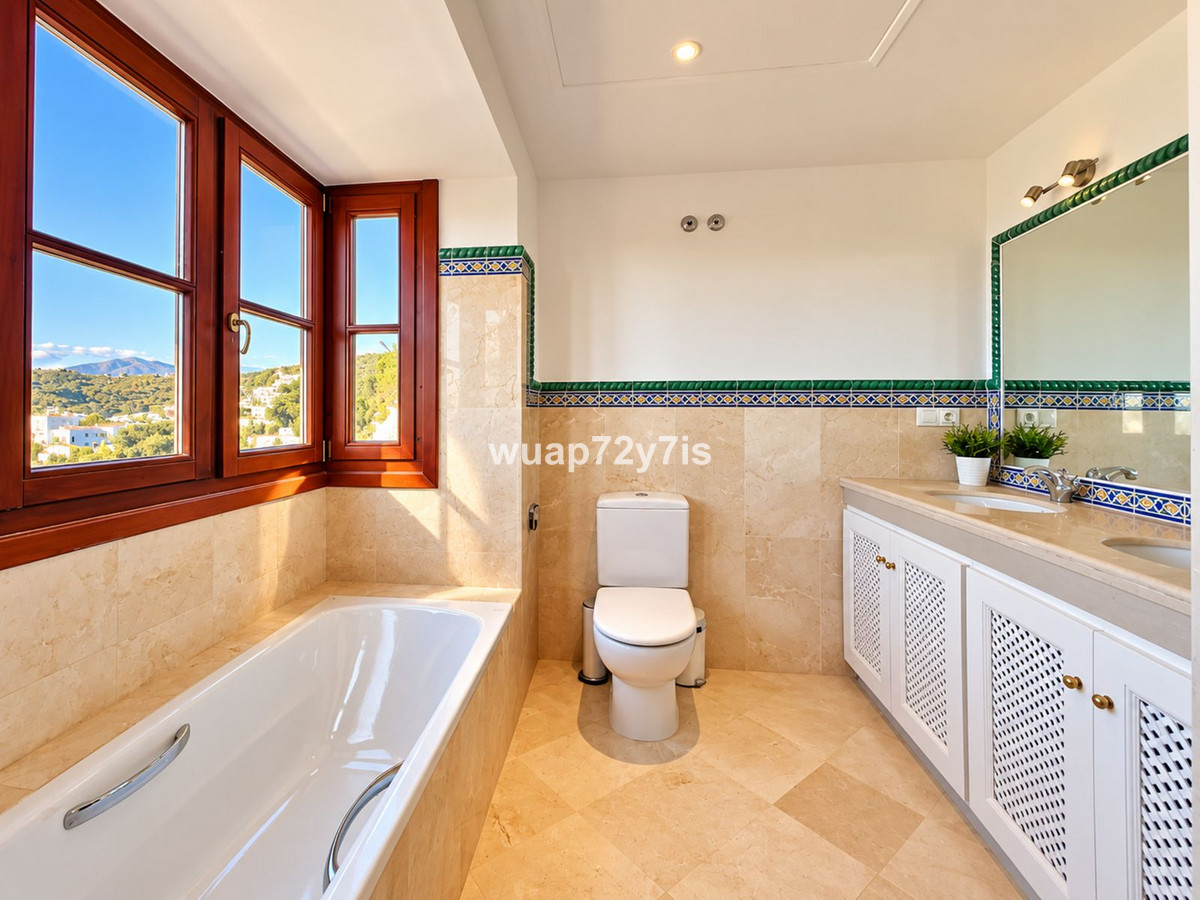 Semi-Detached House bilde 17