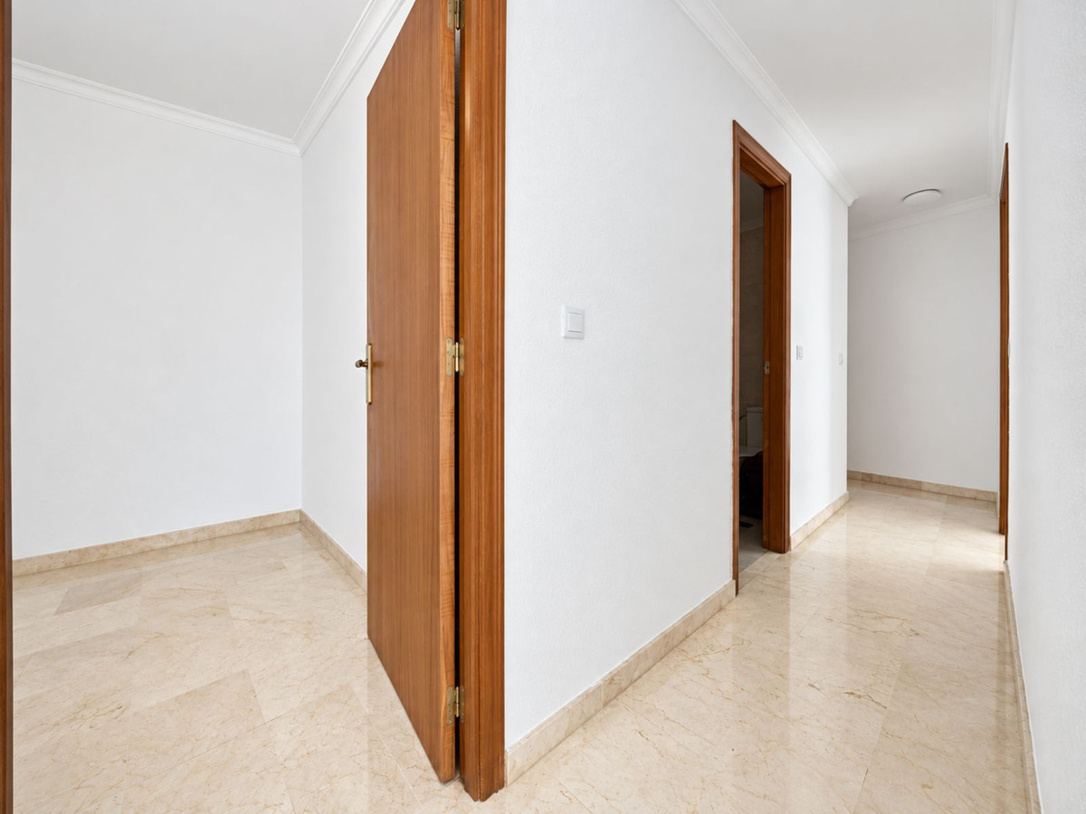 Middle Floor Apartment bilde 25