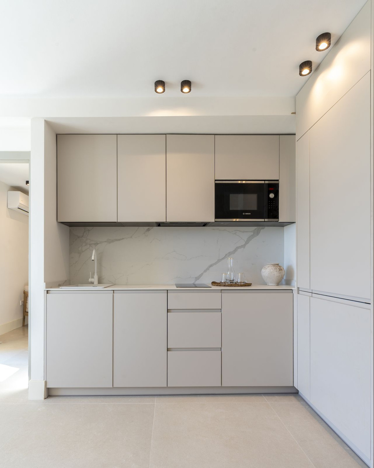 Middle Floor Apartment bilde 8