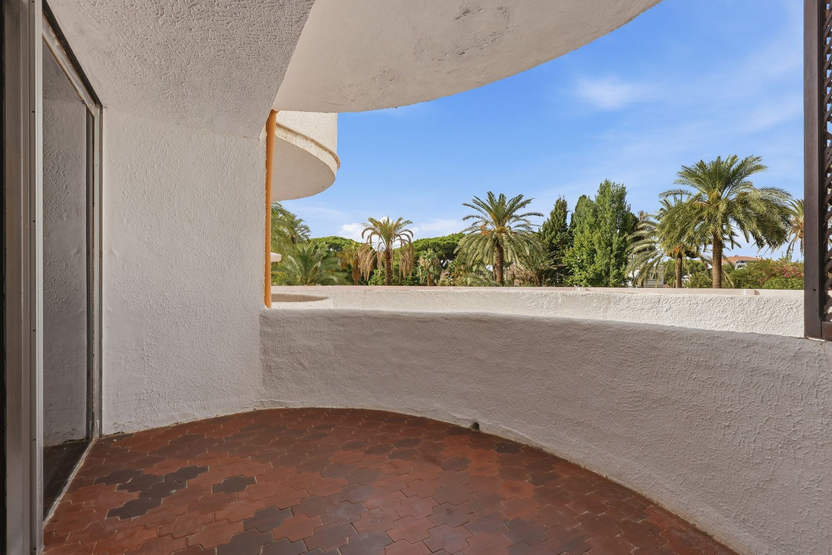 Middle Floor Apartment bilde 11