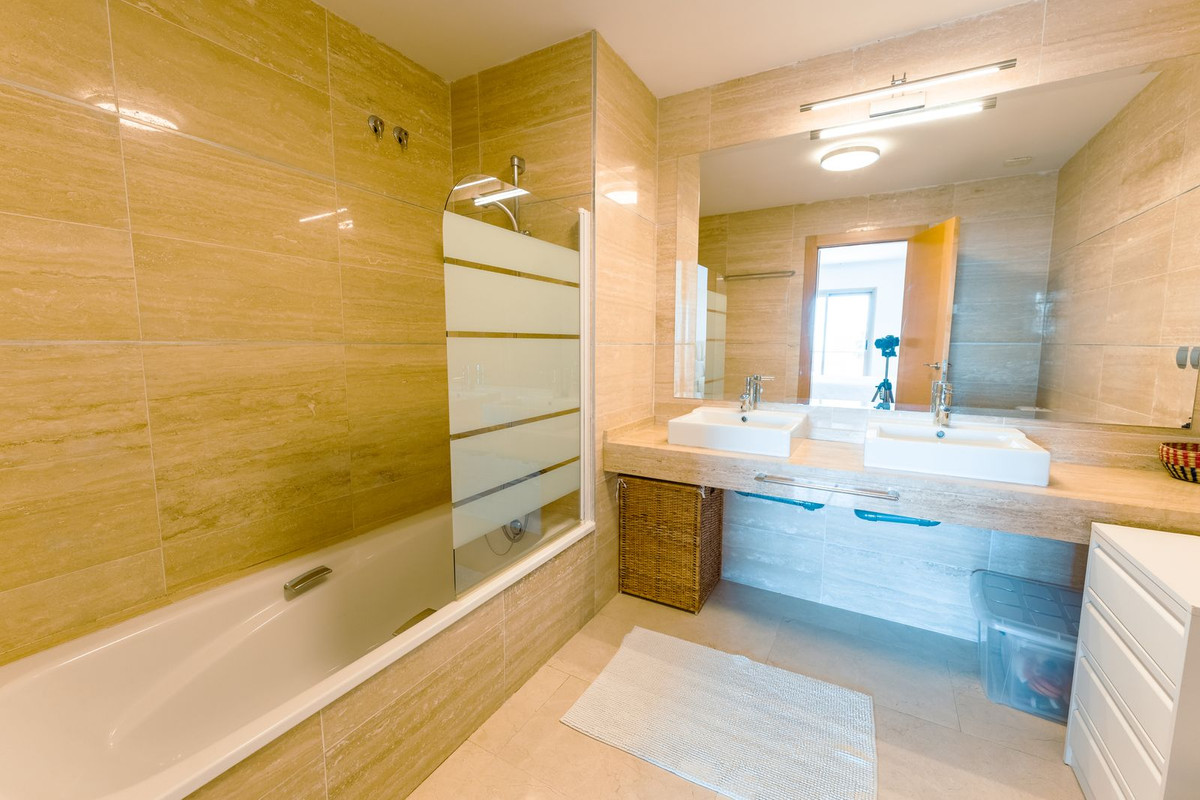 Middle Floor Apartment bilde 21