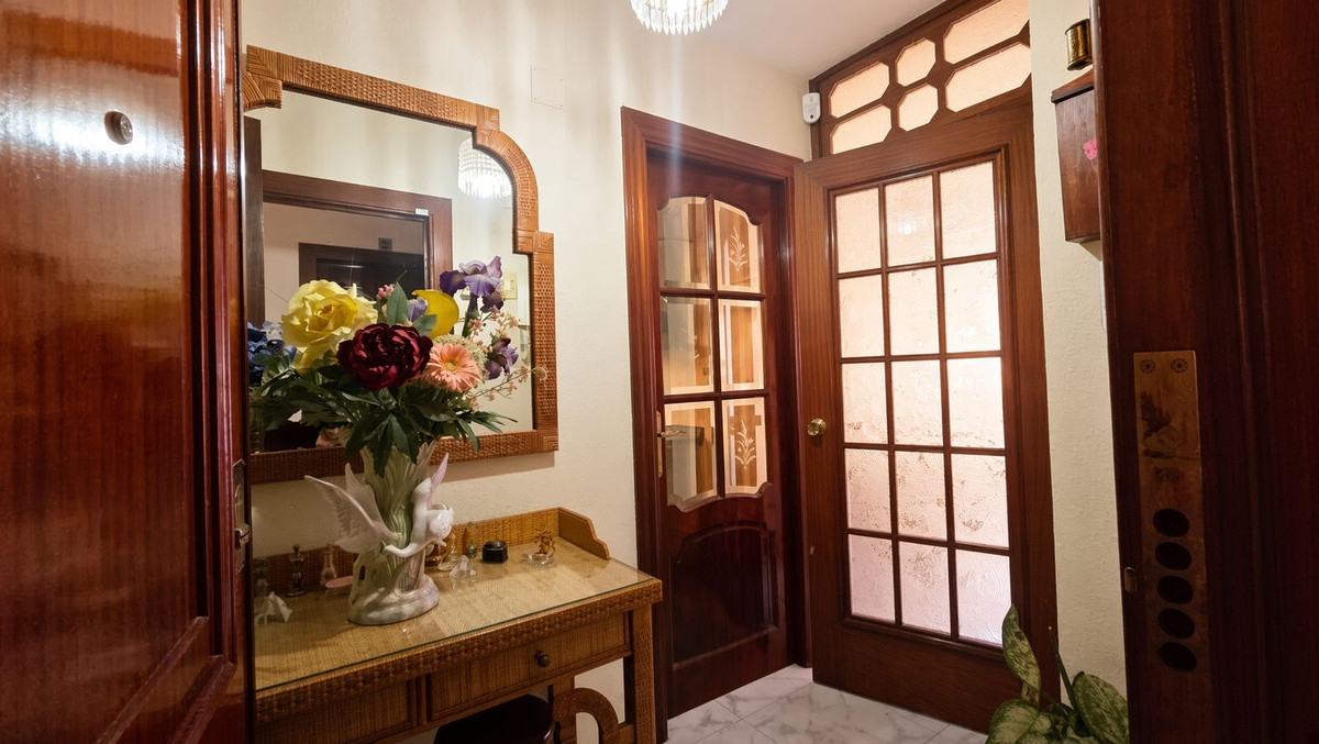 Middle Floor Apartment bilde 12