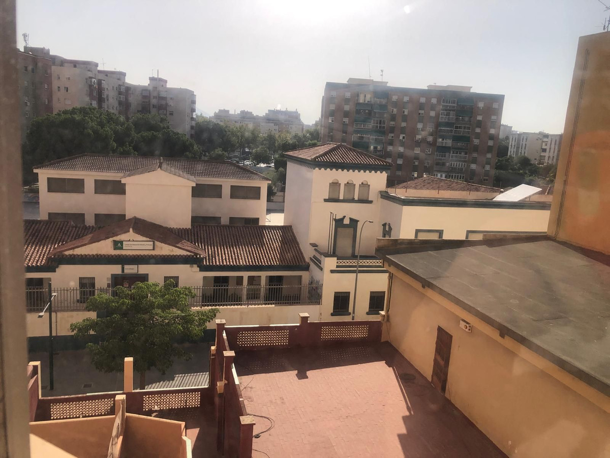 Middle Floor Apartment bilde 13