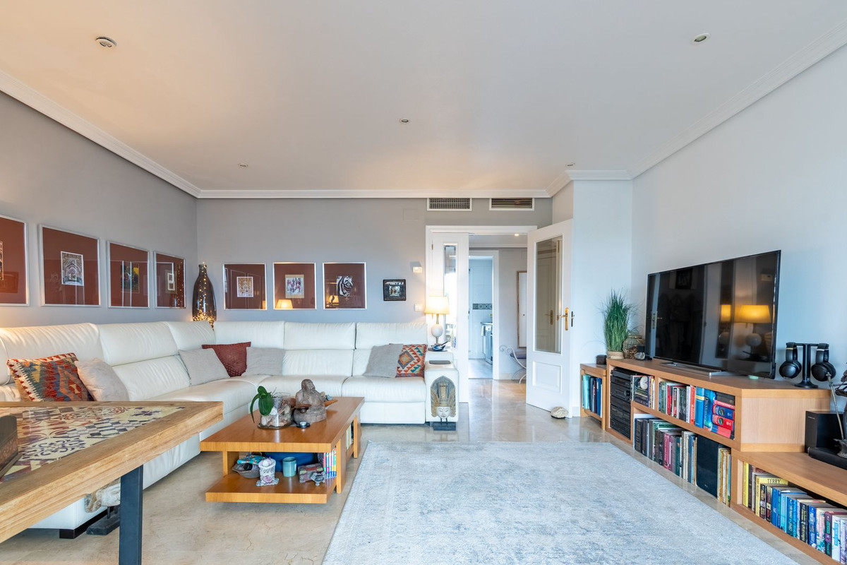Middle Floor Apartment bilde 17