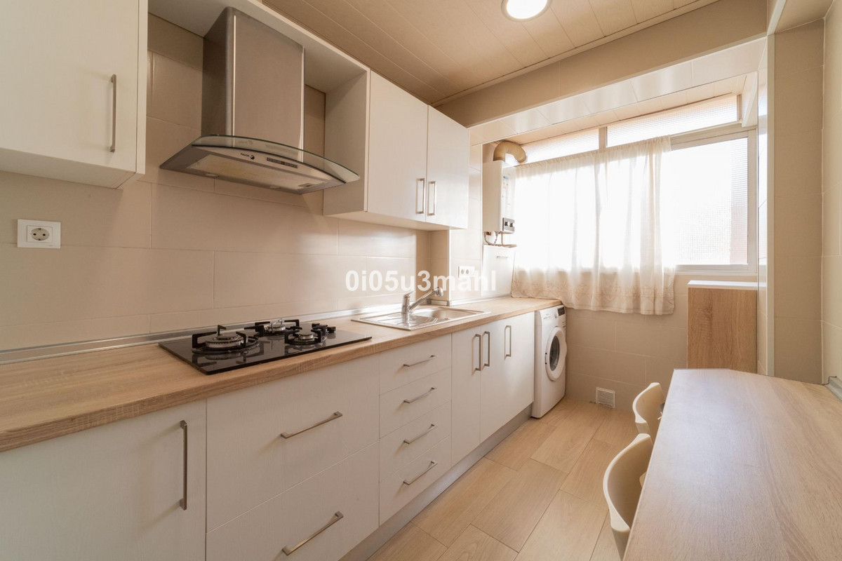 Middle Floor Apartment bilde 2