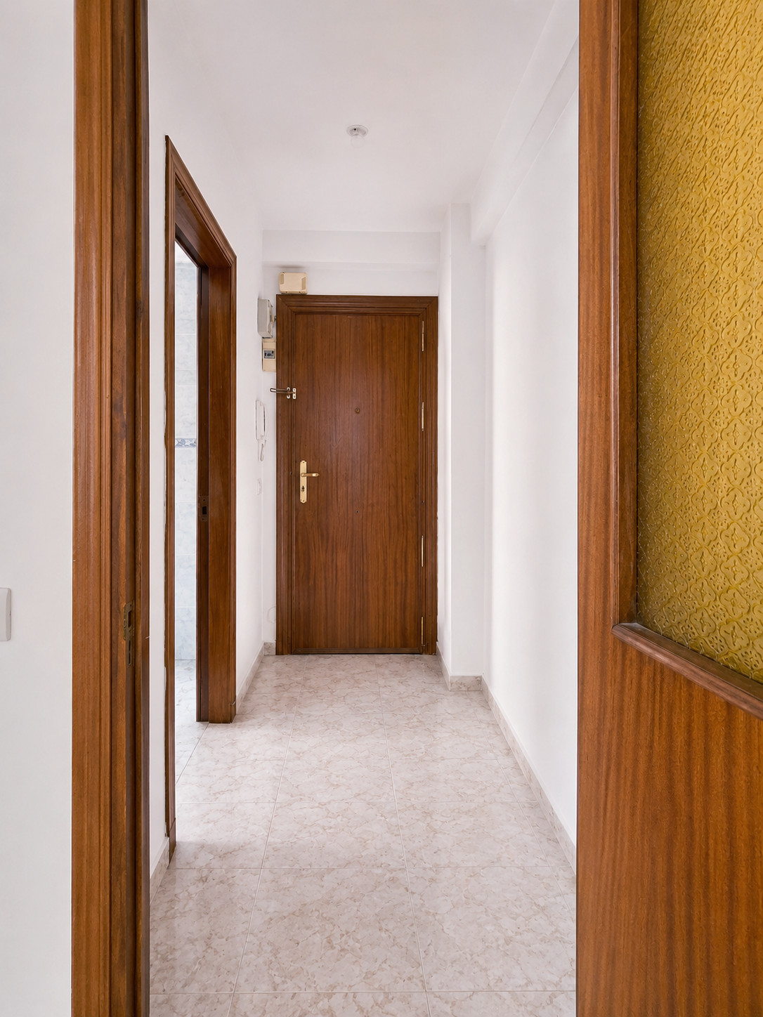 Middle Floor Apartment bilde 15