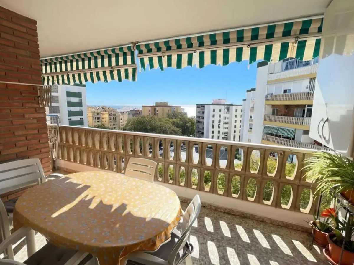 Middle Floor Apartment bilde 2